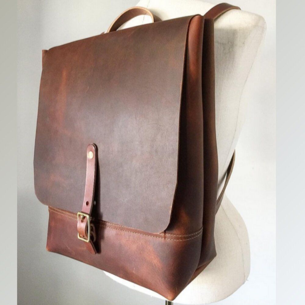 MAYCOMB MERCANTILE Distressed Leather Nellie Convertible Backpack Bag Brown Rust
